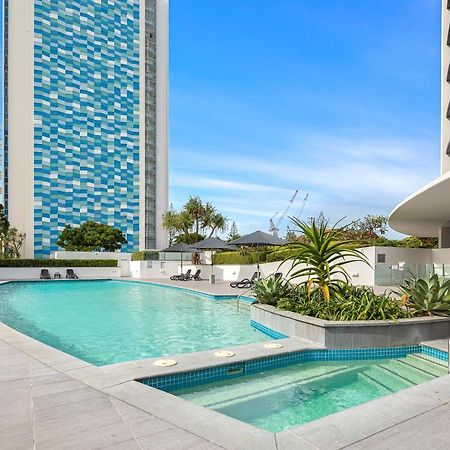 Sierra Grand Broadbeach - Self Contained & Privately Managed Apartments ゴールドコースト エクステリア 写真
