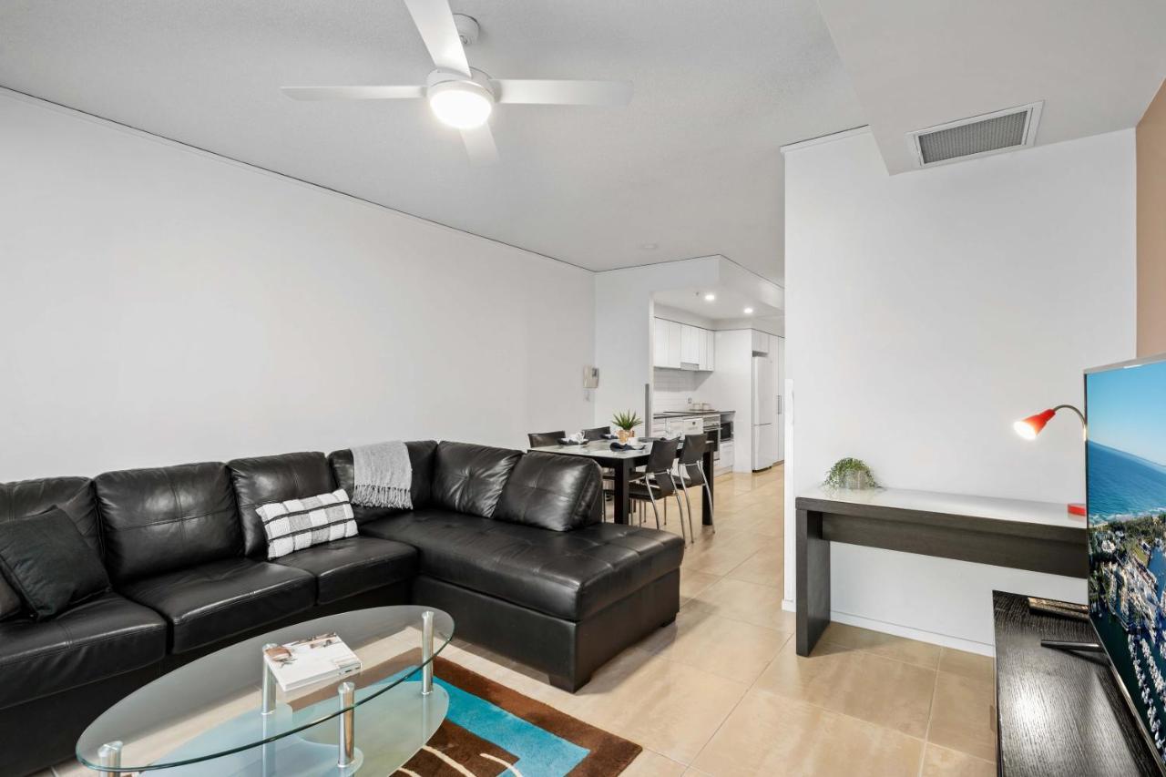 Sierra Grand Broadbeach - Self Contained & Privately Managed Apartments ゴールドコースト エクステリア 写真